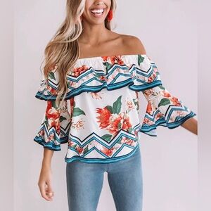 🦋3/$15 Jealous Tomato Vibrant floral off shoulder ruffle blouse preowned large